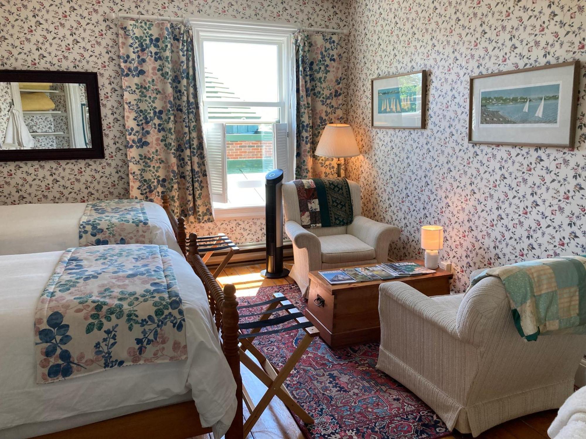 Mecklenburgh Inn Chester Bagian luar foto