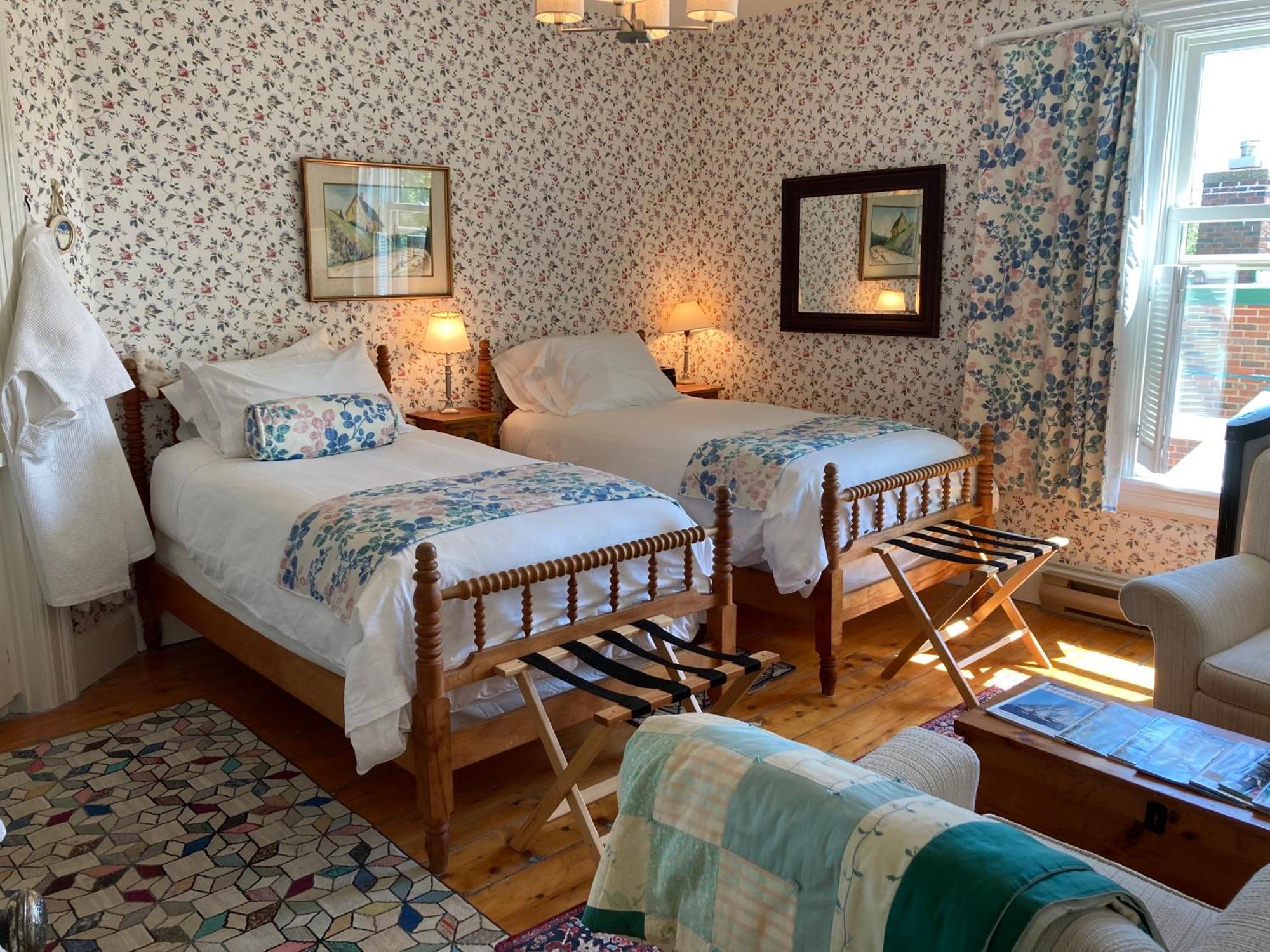 Mecklenburgh Inn Chester Bagian luar foto